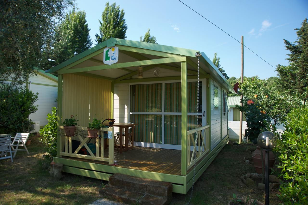 Villaggio Turistico Camping Il Fontino Scarlino Esterno foto
